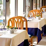 Eden Park Hotel