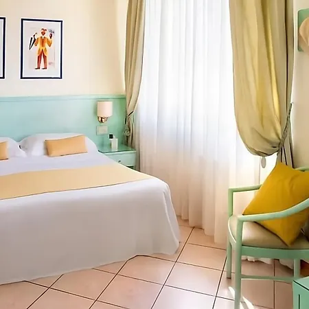 Eden Park 4* Диано-Марина