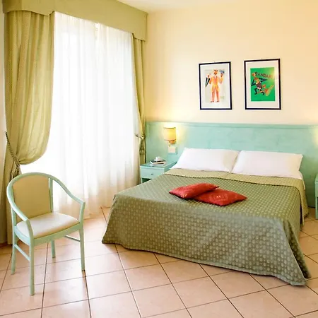 Eden Park Otel Diano Marina