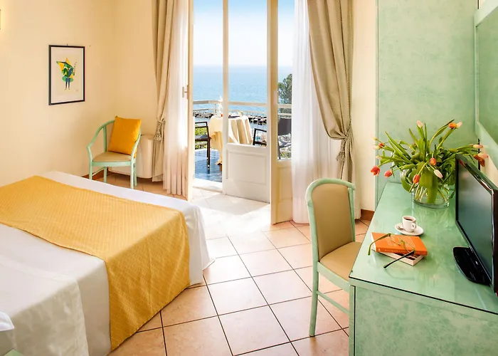 Eden Park 4* Diano Marina